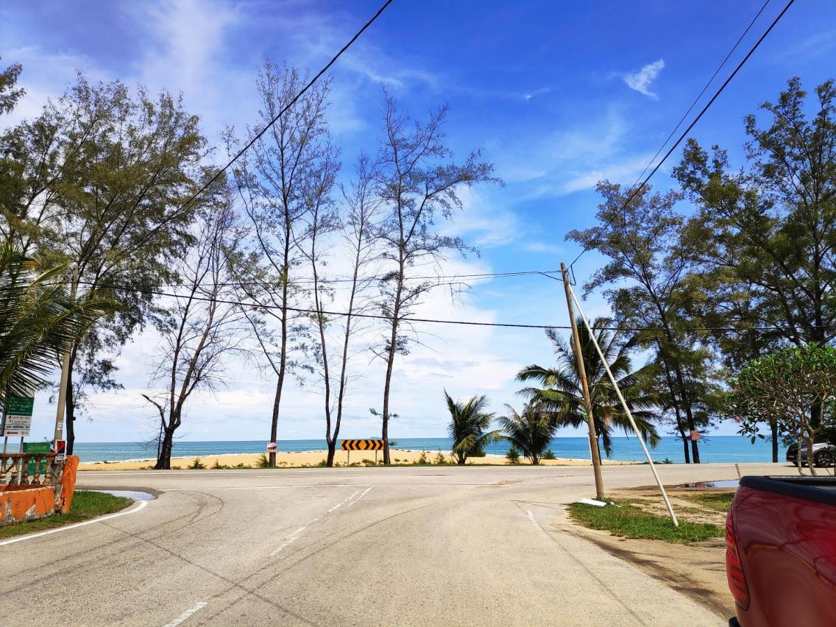 Holiday Homestay Dungun Esterno foto